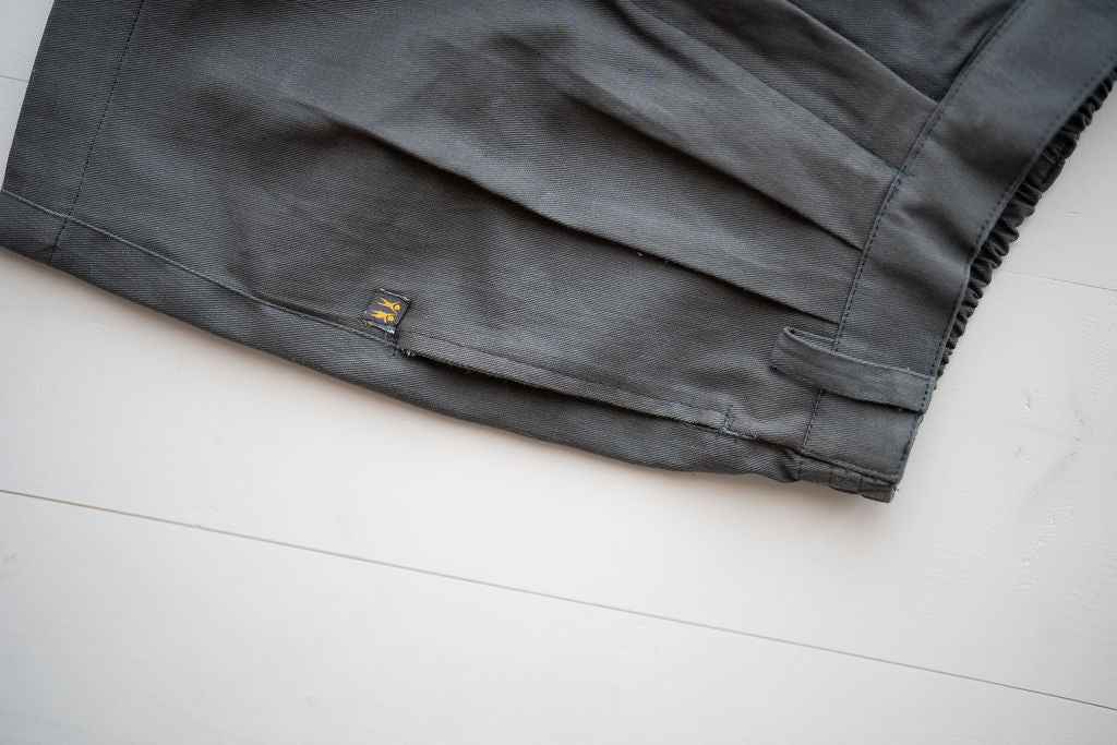 Classic Pleat Organic Cotton School Shorts – Charcoal Grey